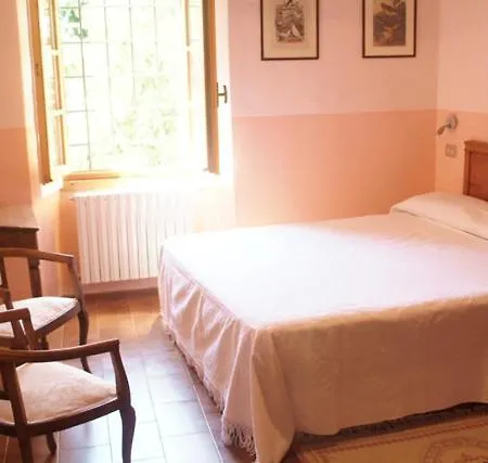 Le Camelie Brissago Valtravaglia